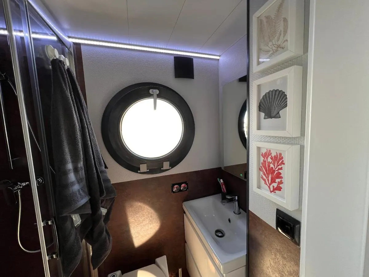 Casas Flotantes - Boatvillage Ayamonte Botel
