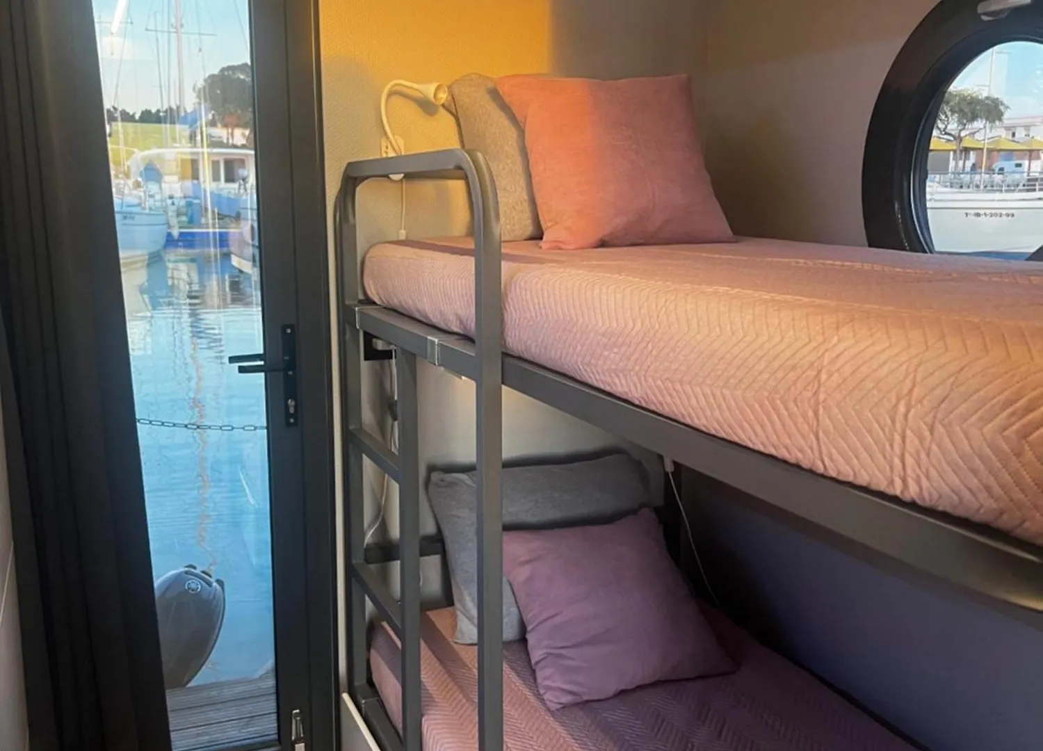 Casas Flotantes - Boatvillage Ayamonte Hotel en barco
