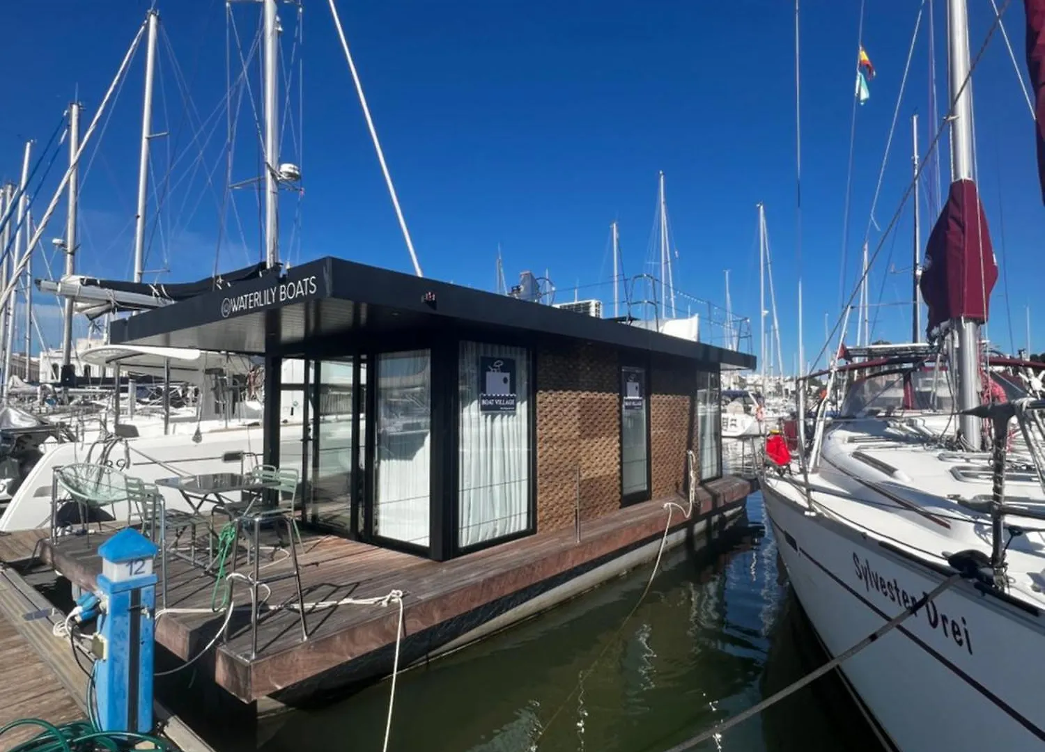 Botel Casas Flotantes - Boatvillage Ayamonte Spanje